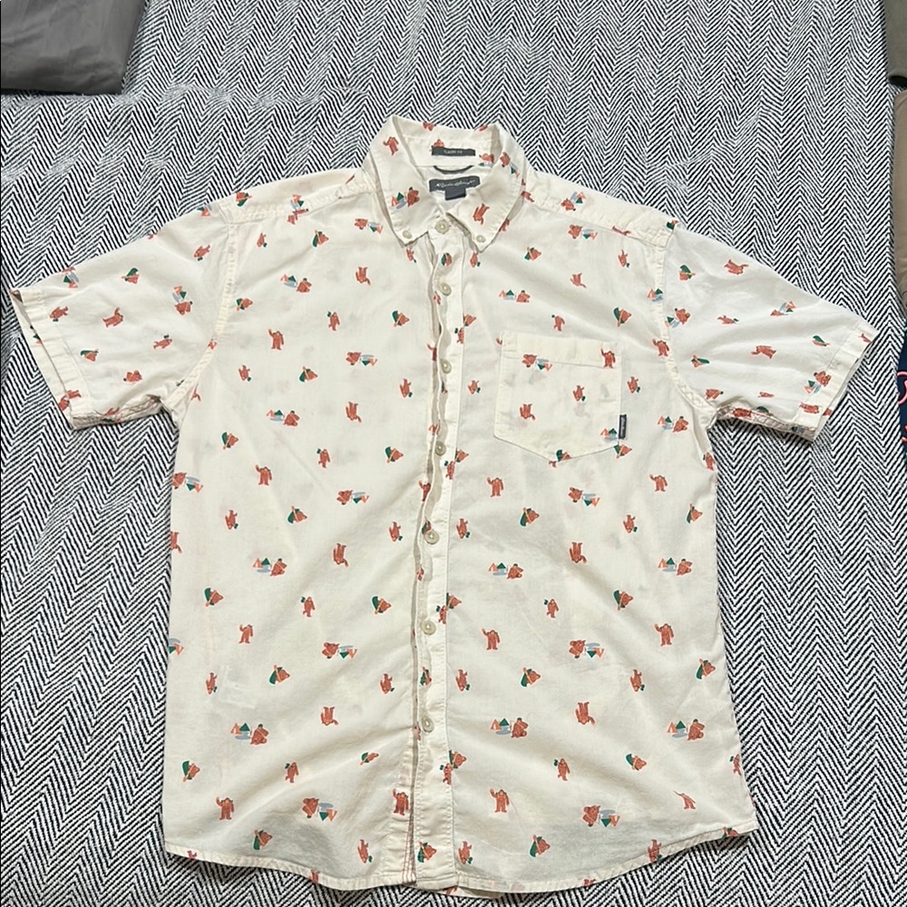 Eddie Bauer — “Summer Bigfoot” Patterned Short Sleeve Buttoned Shirt— Men’s